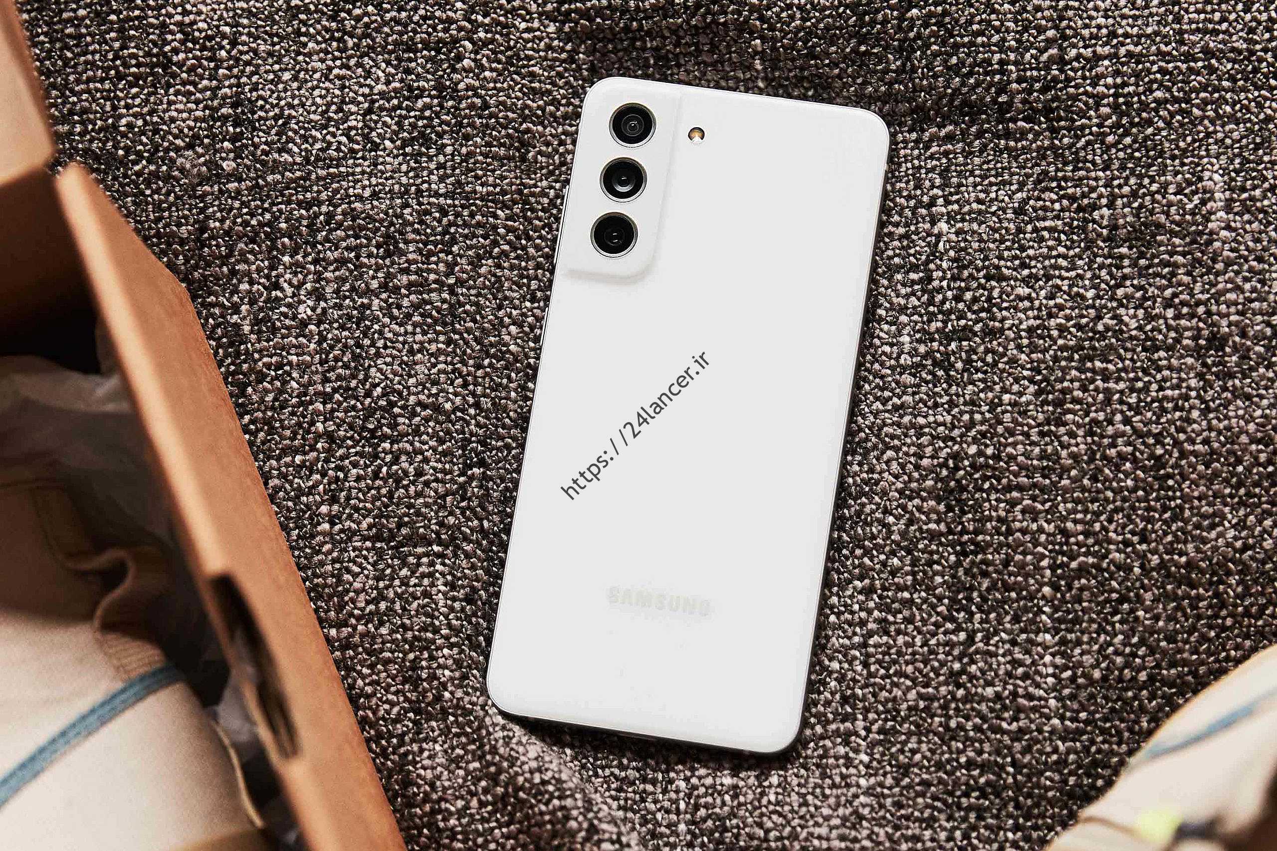 قیمت سامسونگ، شیائومی و آیفون امروز "پنجشنبه" است.